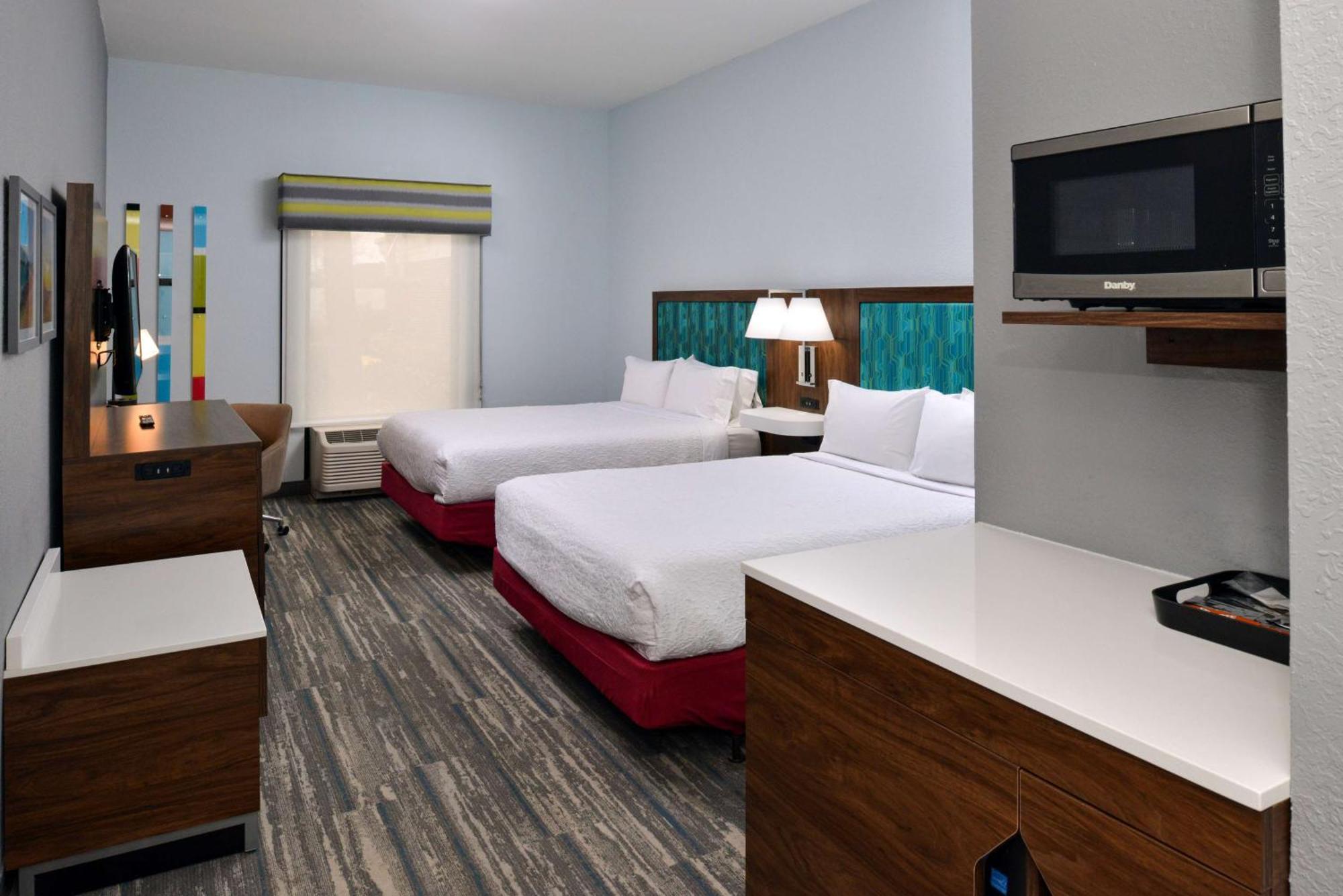 Hampton Inn By Hilton Panama City Beach Upper Grand Lagoon Exterior foto