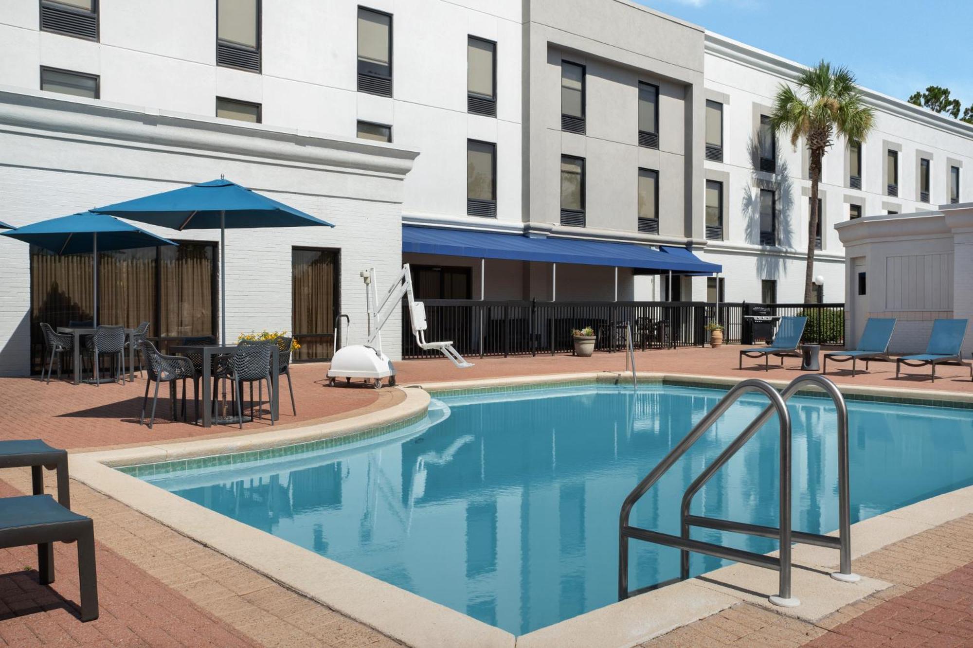 Hampton Inn By Hilton Panama City Beach Upper Grand Lagoon Exterior foto