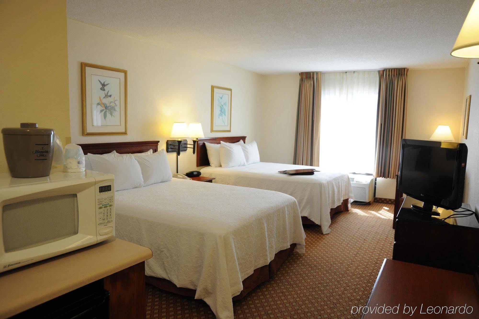 Hampton Inn By Hilton Panama City Beach Upper Grand Lagoon Exterior foto